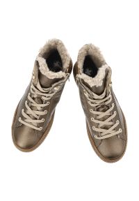 Brązowe Trzewiki Rieker Ocieplane Buty Damskie. Okazja: na co dzień. Zapięcie: sznurówki. Kolor: brązowy. Materiał: skóra. Szerokość cholewki: normalna. Sezon: zima, jesień. Styl: casual, elegancki #4