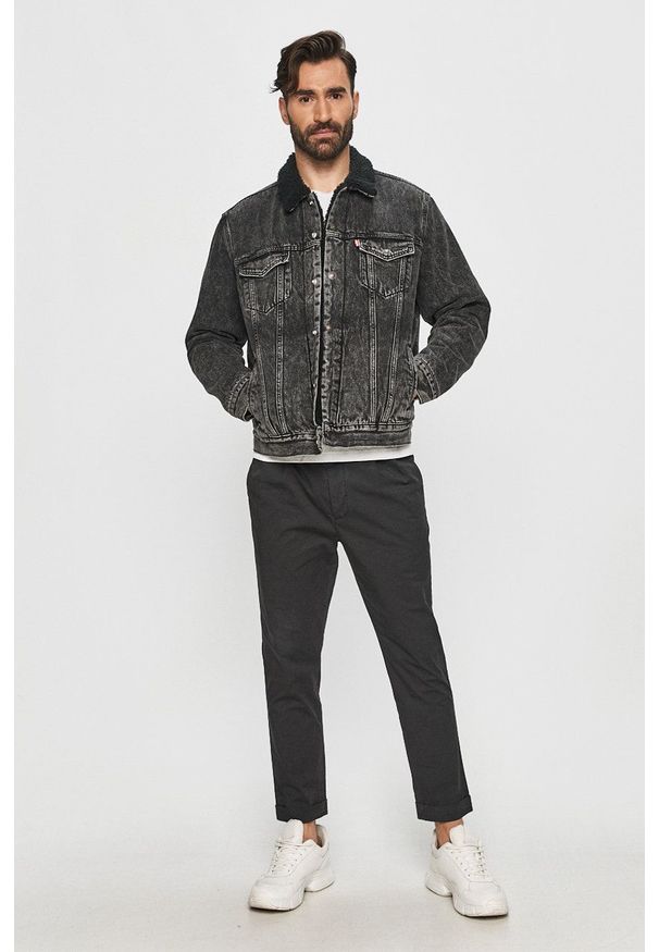 Levi's® - Levi's - Kurtka jeansowa. Okazja: na co dzień, na spotkanie biznesowe. Kolor: czarny. Materiał: jeans. Styl: biznesowy, casual
