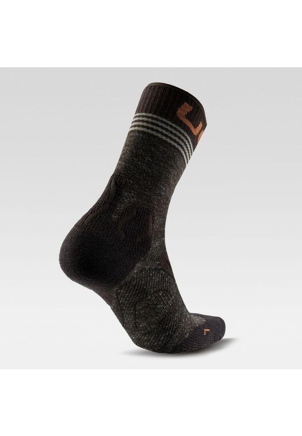 Skarpety trekkingowe UYN Trekking One All Season Mid Socks. Kolor: brązowy. Sport: turystyka piesza