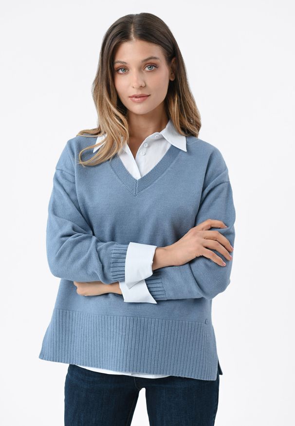 Volcano - Ciepły sweter z dekoltem w serek S-NOVA. Okazja: na co dzień. Typ kołnierza: dekolt w serek. Materiał: materiał, prążkowany, wiskoza, jeans. Długość: długie. Styl: klasyczny, casual, elegancki