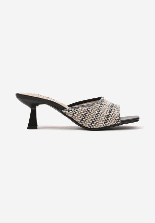 Renee - Czarne Eleganckie Klapki na Obcasie Kaczuszka z Plecionym Paskiem Annalora. Okazja: na spacer, na co dzień. Kolor: czarny. Sezon: lato. Obcas: na obcasie. Styl: elegancki. Wysokość obcasa: niski