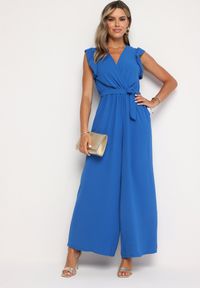 Born2be - Niebieski Taliowany Kombinezon Koktajlowy z Paskiem w Talii i Falbanami przy Ramionach Vimarine. Okazja: na imprezę. Kolor: niebieski. Materiał: jeans. Styl: wizytowy #4