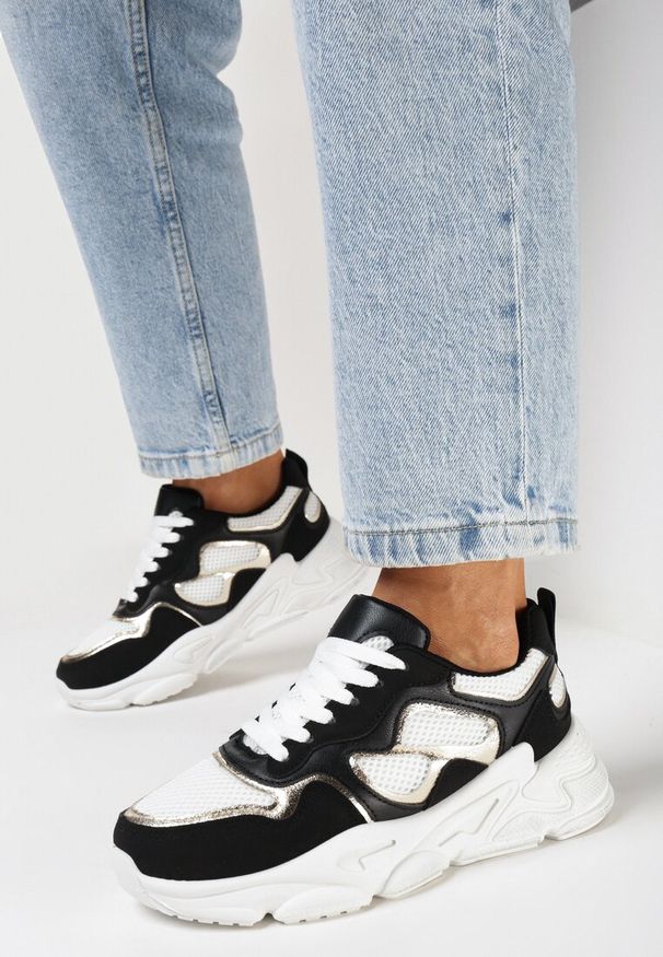 Born2be - Czarne Sneakersy na Grubej Podeszwie Pira. Kolor: czarny