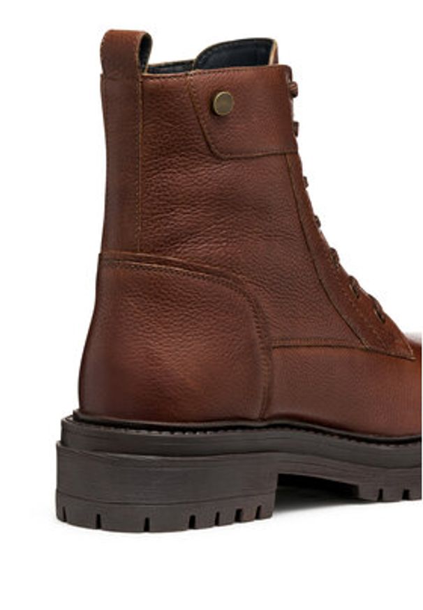 Geox Trapery D Iridea D16HRC 000FF C0013 Brązowy. Kolor: brązowy. Materiał: skóra