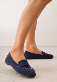 Renee - Granatowe Mokasyny Ozdobione Metalowymi Aplikacjami Eunilla. Okazja: na co dzień. Kolor: niebieski. Materiał: jeans. Wzór: aplikacja. Styl: elegancki, klasyczny, casual #8