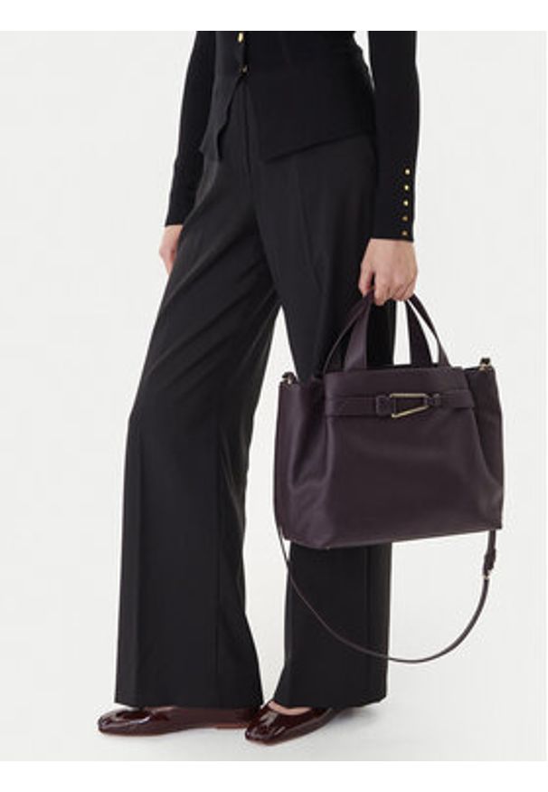 Coccinelle Torebka Coccinellemalory E1 R1K 18 02 01 Fioletowy. Kolor: fioletowy. Materiał: skórzane