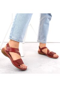 Skórzane komfortowe sandały damskie na rzepy czerwone Rieker 65964-35. Zapięcie: rzepy. Kolor: czerwony. Materiał: skóra #8