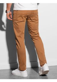 Ombre Clothing - Spodnie męskie chino - camel P990 - XL. Okazja: na co dzień. Materiał: bawełna, elastan. Styl: klasyczny, casual, elegancki #3