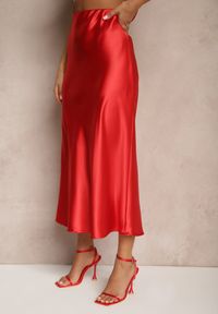Renee - Czerwona Spódnica Satynowa High Waist Pillizze. Okazja: na co dzień. Stan: podwyższony. Kolor: czerwony. Materiał: satyna. Styl: casual, elegancki