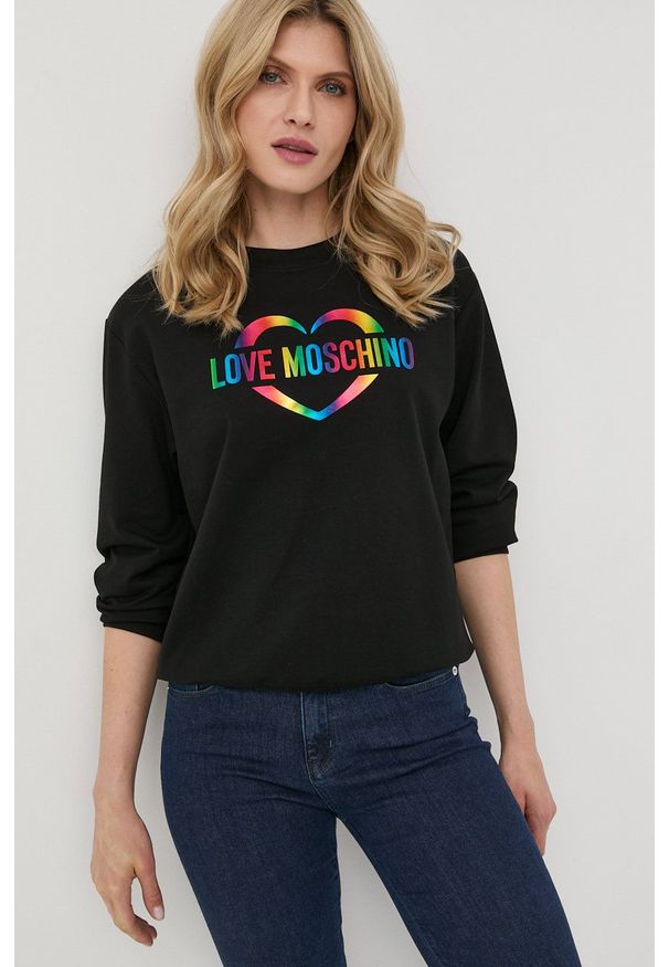 Love Moschino bluza damski kolor czarny. Okazja: na co dzień. Kolor: czarny. Wzór: nadruk. Styl: casual