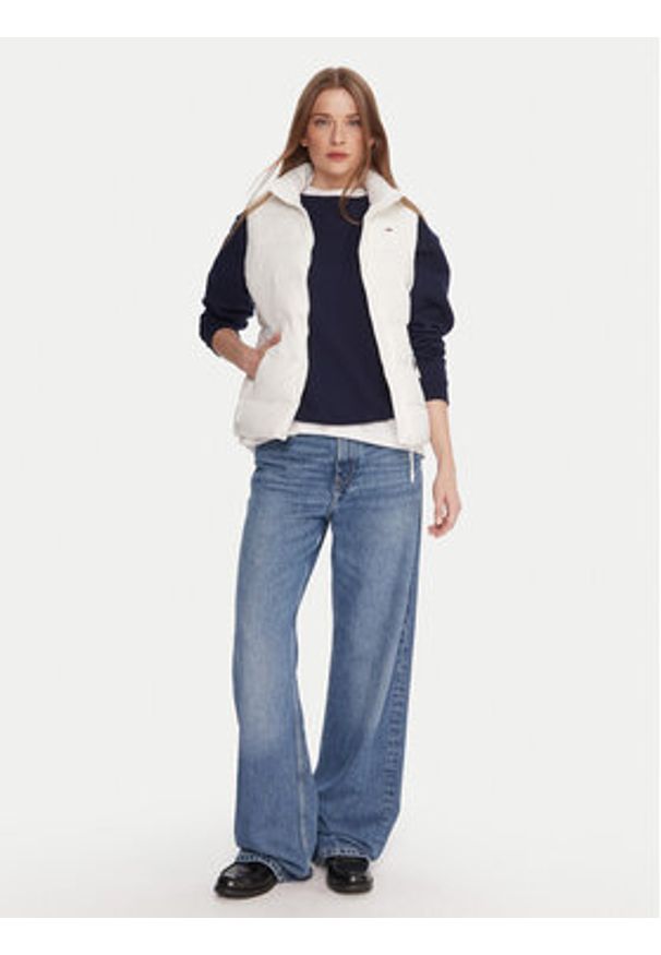 Tommy Jeans Bezrękawnik DW0DW21622 Biały Slim Fit. Kolor: biały. Materiał: syntetyk. Długość rękawa: bez rękawów