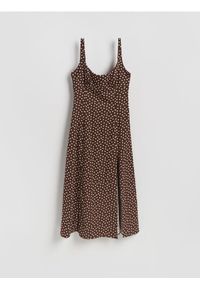 Reserved - Sukienka w grochy - ciemnobrązowy. Kolor: brązowy. Materiał: wiskoza, tkanina, len. Wzór: grochy. Styl: klasyczny #1