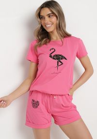 Born2be - Ciemnoróżowy Bawełniany Komplet na Lato T-shirt i Szorty z Nadrukiem Emorals. Kolor: różowy. Materiał: bawełna. Wzór: nadruk #1