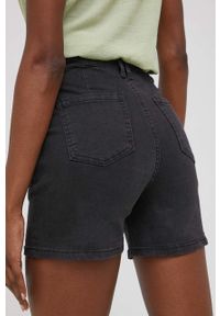 Answear Lab szorty jeansowe PREMIUM damskie kolor czarny gładkie high waist. Okazja: na co dzień. Stan: podwyższony. Kolor: czarny. Materiał: jeans. Wzór: gładki. Styl: wakacyjny