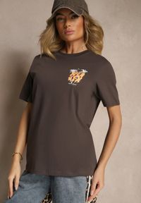 Renee - Brązowa Bawełniana Koszulka z Palmami Sunisora. Okazja: na co dzień. Kolor: brązowy. Materiał: bawełna. Wzór: aplikacja. Sezon: lato. Styl: casual