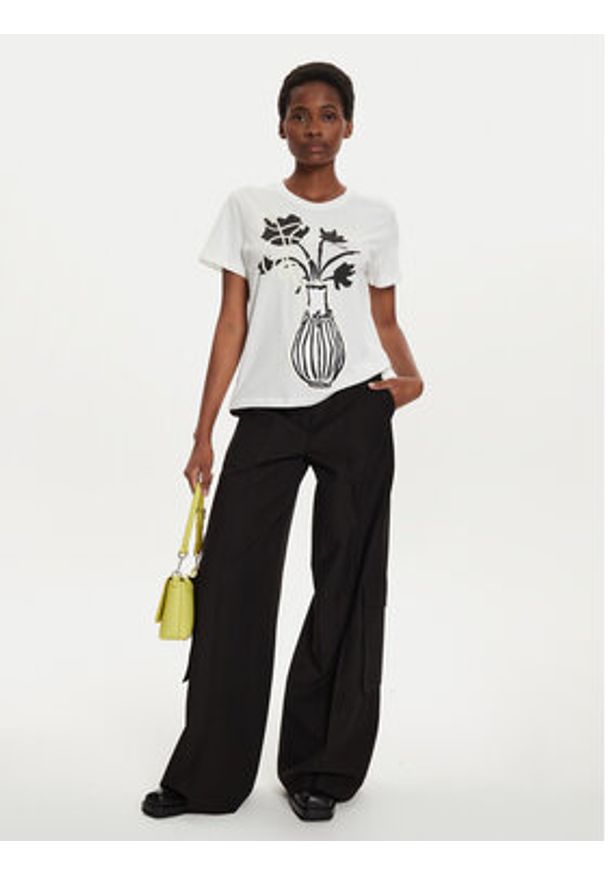 Desigual T-Shirt Shadow 24WWTK11 Biały Regular Fit. Kolor: biały. Materiał: bawełna