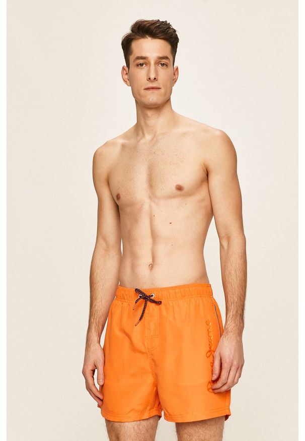 Pepe Jeans - Szorty kąpielowe Brayan. Kolor: brązowy. Materiał: poliester, materiał. Wzór: gładki