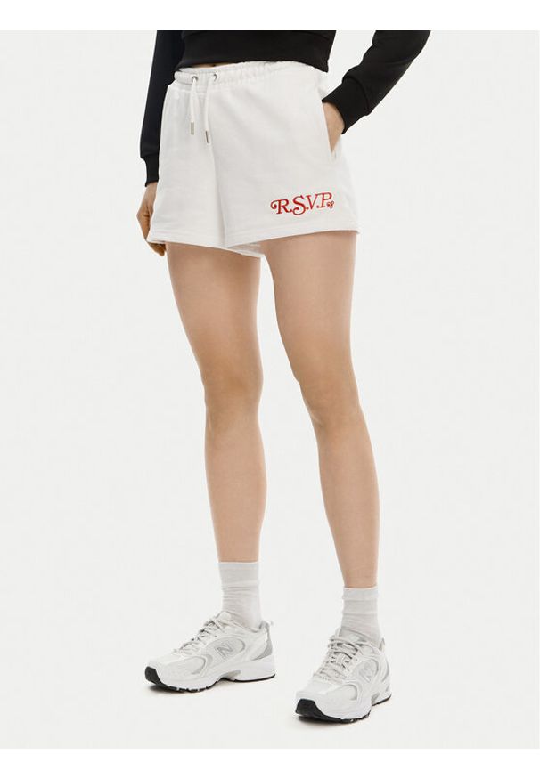 Fila Szorty sportowe Louches FAW1032 Biały Regular Fit. Kolor: biały. Materiał: bawełna