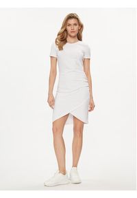 EA7 Emporio Armani Sukienka codzienna 3DTA62 TJ01Z 1100 Biały Slim Fit. Okazja: na co dzień. Kolor: biały. Materiał: bawełna. Typ sukienki: proste. Styl: casual