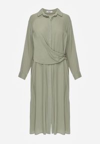 Renee - Zielona Koszulowa Sukienka z Wiskozy z Asymetrycznym Drapowaniem i Guzikiem Hetasa. Okazja: na co dzień. Kolor: zielony. Materiał: wiskoza. Długość rękawa: długi rękaw. Typ sukienki: asymetryczne, koszulowe. Styl: casual, elegancki #3