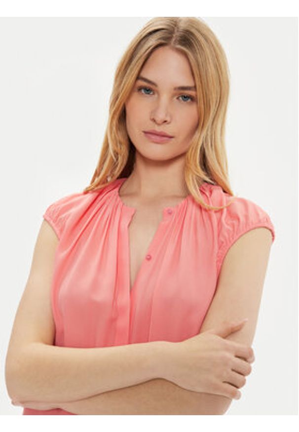 BOSS - Boss Bluzka Berika 50491355 Różowy Regular Fit. Kolor: różowy. Materiał: wiskoza
