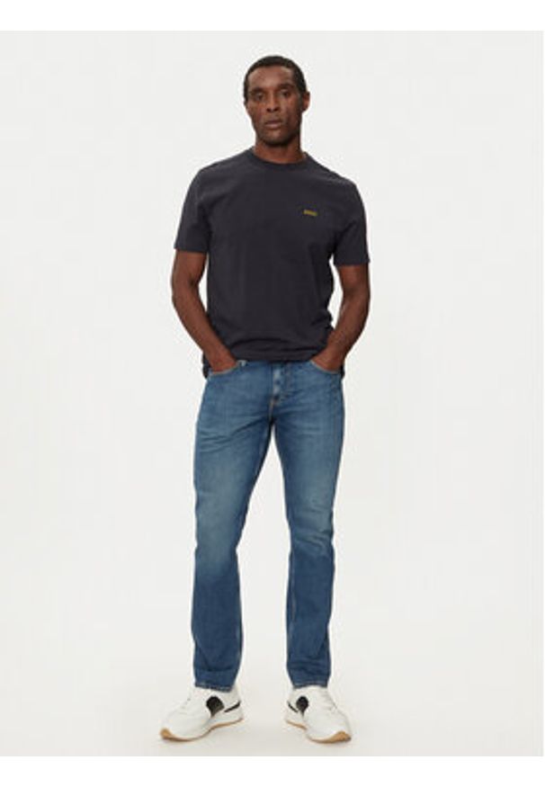 BOSS - Boss T-Shirt 50506373 Granatowy Regular Fit. Kolor: niebieski. Materiał: bawełna