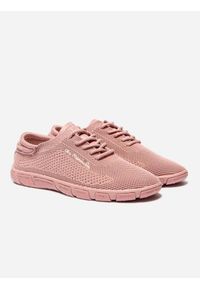 Niskie buty damskie TBS Jazaria. Kolor: czerwony, biały, wielokolorowy. Materiał: skóra. Sport: turystyka piesza