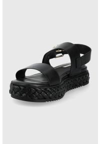 Aldo sandały Merorel damskie kolor czarny na platformie. Zapięcie: klamry. Kolor: czarny. Materiał: materiał, guma. Wzór: gładki. Obcas: na platformie #2