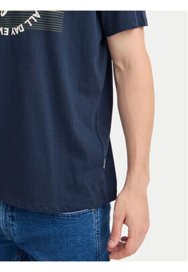 Blend T-Shirt 20717959 Granatowy Regular Fit. Kolor: niebieski. Materiał: bawełna