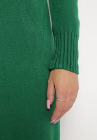 Born2be - Zielona Sweterkowa Sukienka Wełniana Midi z Golfem Doulcetta. Typ kołnierza: golf. Kolor: zielony. Materiał: wełna. Długość rękawa: długi rękaw. Styl: klasyczny. Długość: midi #5