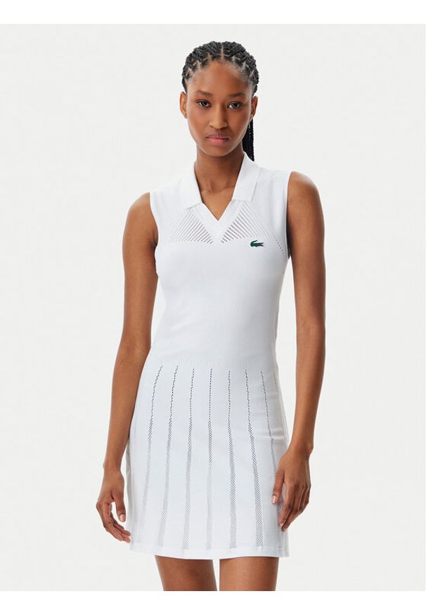 Lacoste Sukienka tenisowa EF0615 Biały Slim Fit. Kolor: biały. Materiał: syntetyk. Sport: tenis