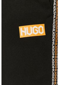 Hugo - Spodnie. Kolor: czarny. Materiał: bawełna, dzianina. Wzór: nadruk #5