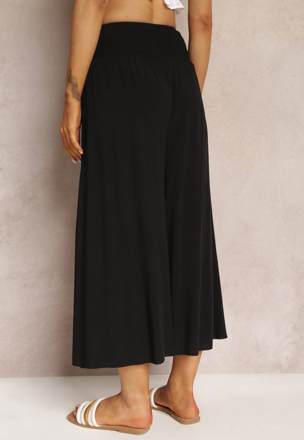 Renee - Czarne Szerokie Spodnie High Waist o Długości 7/8 Rathi. Stan: podwyższony. Kolor: czarny. Materiał: tkanina, wiskoza