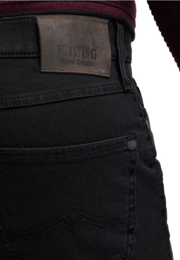 Mustang - Męskie Spodnie Jeansowe MUSTANG Tramper Tapered Denim Black 1005088 4000 800