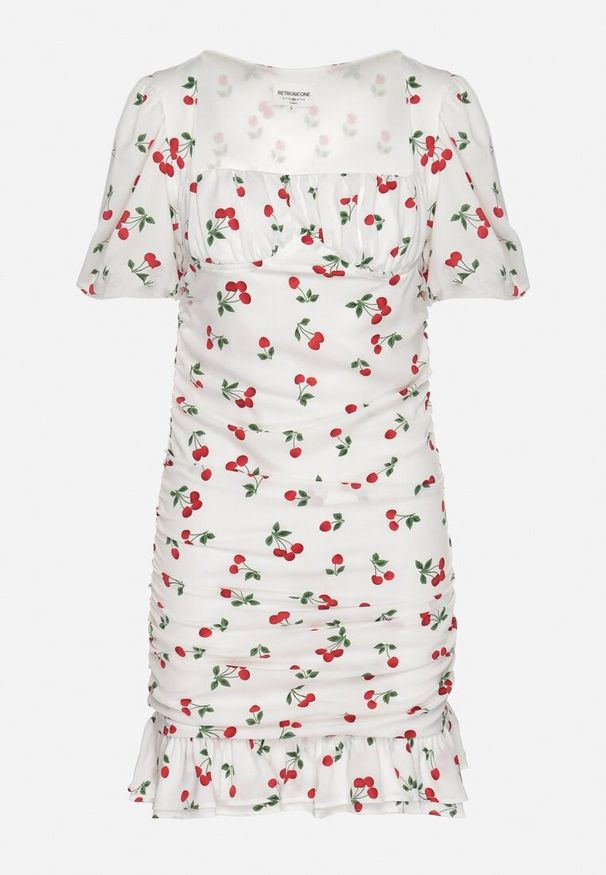 Born2be - Biała Sukienka w Wisienki z Marszczeniem i Bufiastymi Rękawami Haliviel. Okazja: na co dzień. Typ kołnierza: dekolt kwadratowy. Kolor: biały. Wzór: kwiaty. Sezon: lato. Styl: casual