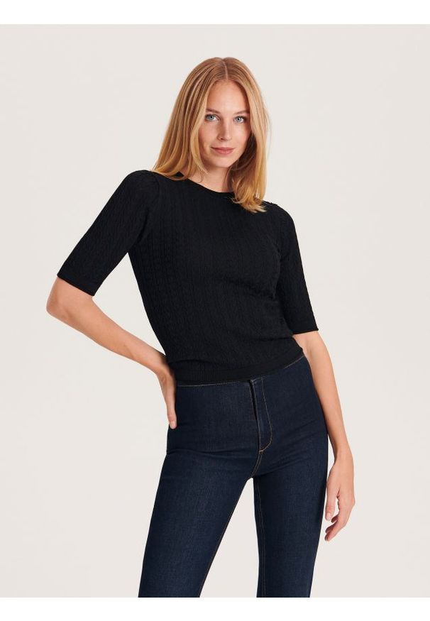 Reserved - Sweter z wiskozą - czarny. Kolor: czarny. Materiał: wiskoza. Wzór: gładki