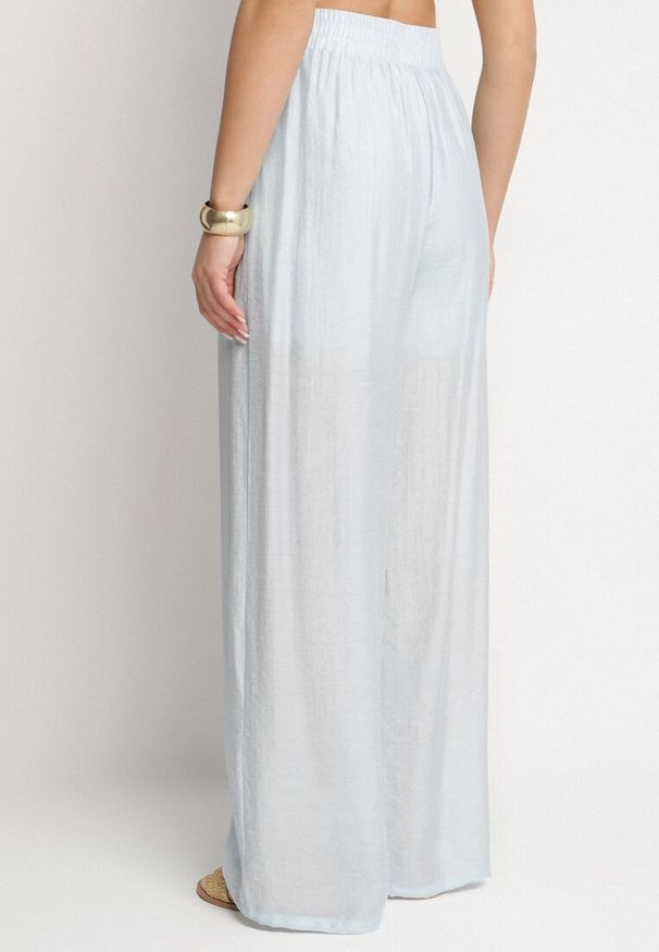 Born2be - Jasnoniebieskie Spodnie Palazzo o Szerokim Kroju z Gumką w Pasie i Wysokim Stanem Jenanetia. Okazja: na co dzień. Stan: podwyższony. Kolor: niebieski. Styl: casual, klasyczny