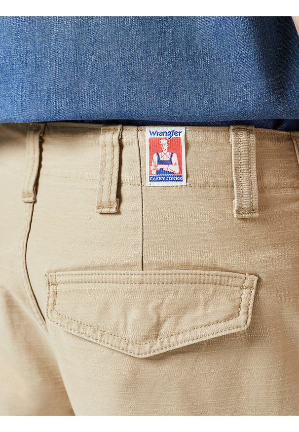 Wrangler - MESKIE SZORTY WRANGLER CASEY CARGO SHORT SADDLE 112350908