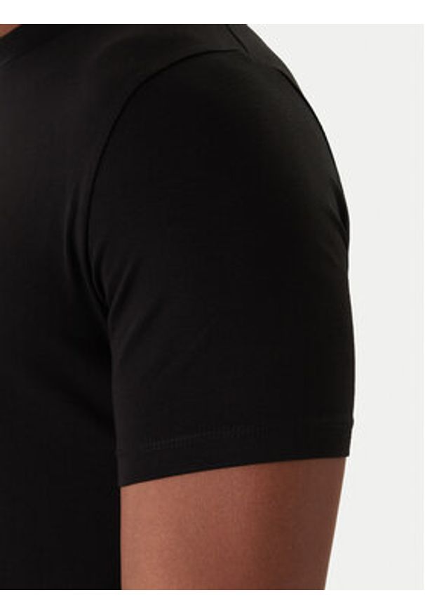 Karl Lagerfeld - KARL LAGERFELD T-Shirt 755034 561235 Czarny Regular Fit. Typ kołnierza: dekolt w karo. Kolor: czarny. Materiał: bawełna