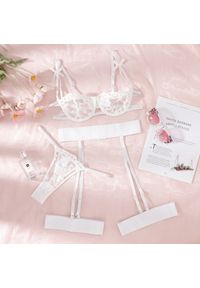 Intica - Komplet bielizny koronkowy z kokardkami Walentina. Kolor: biały. Materiał: koronka. Wzór: koronka #1