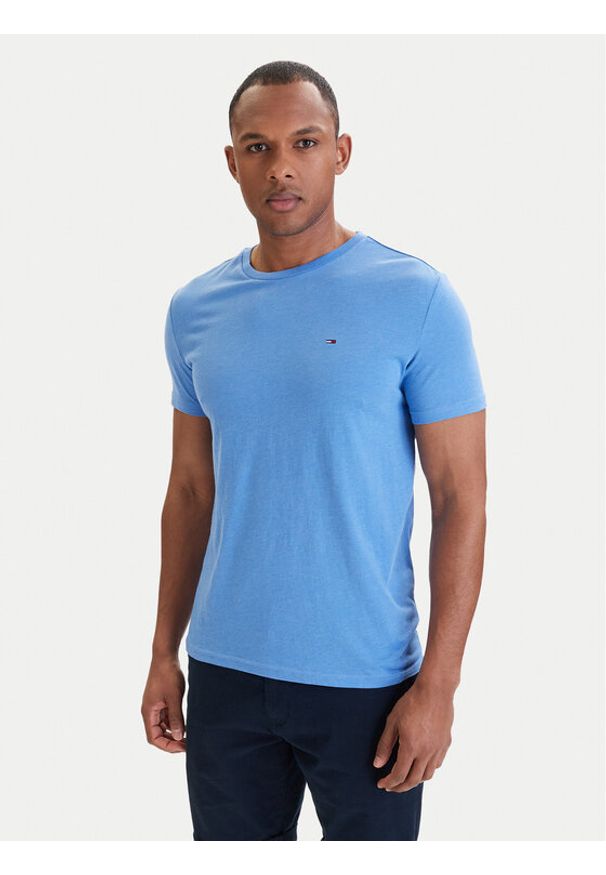 Tommy Jeans T-Shirt DM0DM20363 Niebieski Slim Fit. Kolor: niebieski. Materiał: bawełna, syntetyk