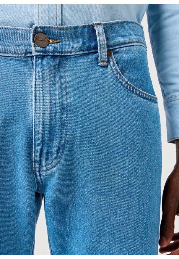 Wrangler - MESKIE SPODNIE WRANGLER RIVER JUNGLE COOL 112364494