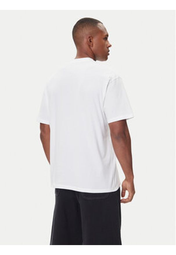 Nike T-Shirt HV6692 100 Biały Loose Fit. Kolor: biały. Materiał: bawełna