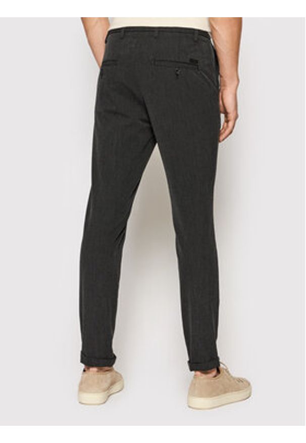 Jack & Jones Chinosy Marco 12193553 Szary Slim Fit. Kolor: szary. Materiał: syntetyk