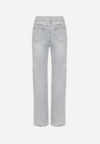 Born2be - Jasnoniebieskie Casualowe Jeansy o Szerokim Kroju z Wysokim Stanem Sesariela. Okazja: na co dzień. Stan: podwyższony. Kolor: niebieski. Długość: długie. Styl: casual