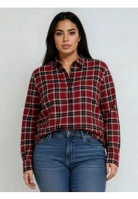 Big-Star - Koszula damska w kratę z wiskozy czerwona Petrini 604. Typ kołnierza: kołnierzyk klasyczny. Kolor: czerwony. Materiał: wiskoza. Styl: klasyczny, retro, elegancki #4