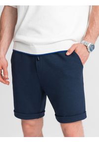 Ombre Clothing - Dzianinowe szorty męskie z podwiniętymi nogawkami - granatowe V1. Okazja: na co dzień. Kolor: niebieski. Materiał: dzianina. Wzór: jednolity. Styl: klasyczny, casual #5