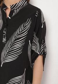 Born2be - Czarna Koszula z Bawełną we Wzór Liści Lumavaie. Okazja: na co dzień. Kolor: czarny. Materiał: bawełna. Styl: elegancki, casual #4