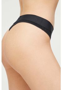 Calvin Klein Underwear stringi kolor czarny z koronki. Kolor: czarny. Materiał: koronka. Wzór: koronka #3