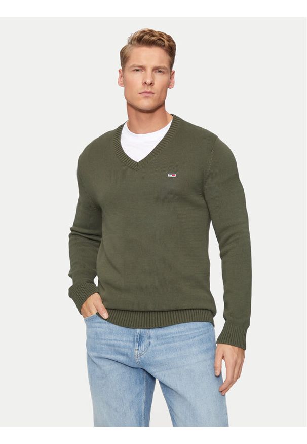 Tommy Jeans Sweter Essential DM0DM19429 Zielony Slim Fit. Kolor: zielony. Materiał: bawełna